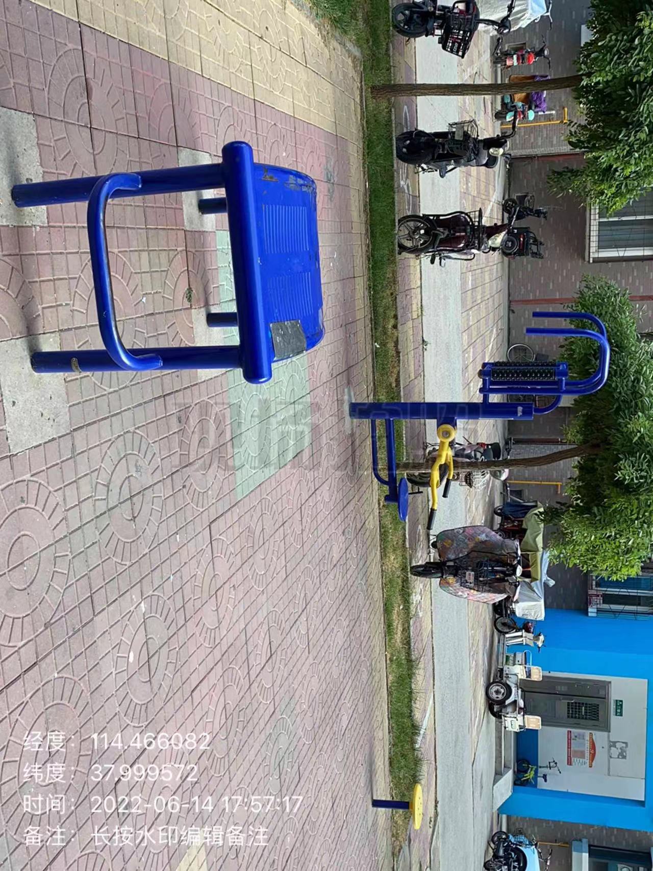 东五里新村东区广场