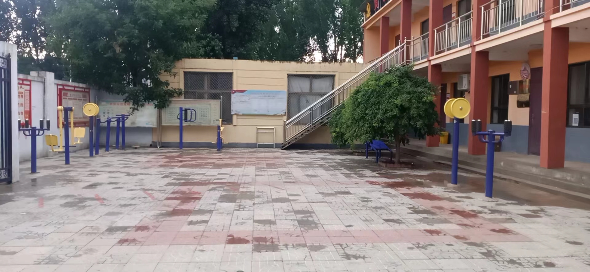 贾庄子健身广场